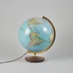 652988 Earth globe